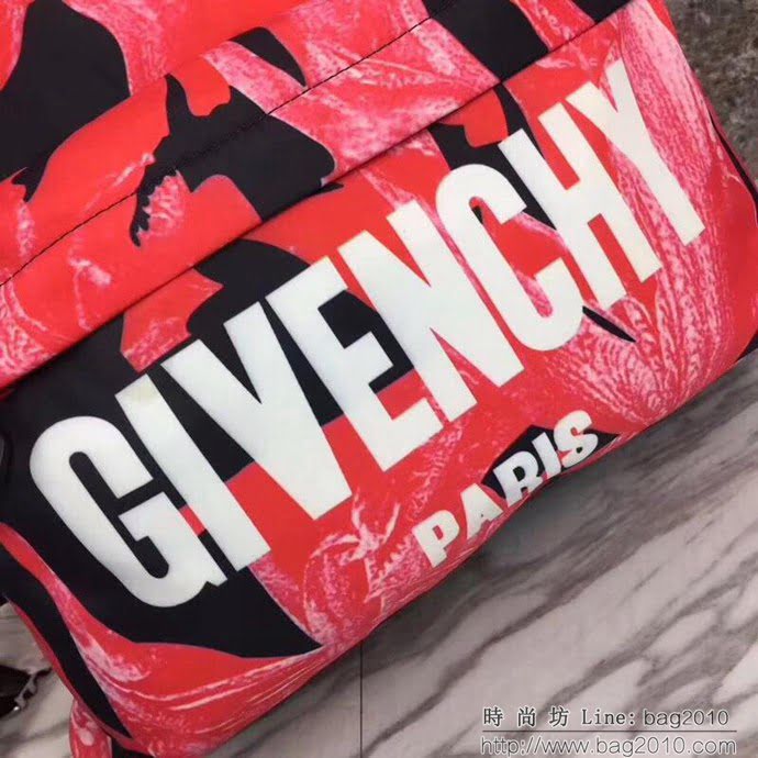 GlVENCHY紀梵希 2019年新款 爆款 帆布背包 配頭層牛皮 織帶＋兩顆小金屬五角星 休閒雙肩包 潮人必備款  tsg1214